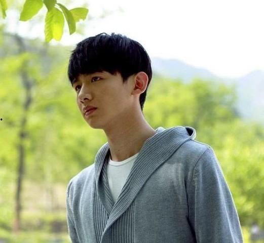 白敬亭的电视剧,从夏至未至到平凡的荣耀，演绎青春与职场成长